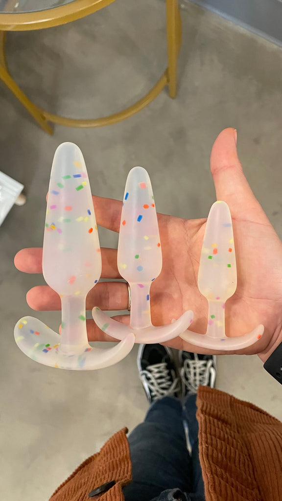 Anal Play for Beginners: Butt Plugs, Booty Beads, & More! WinkWink Anal Play for Beginners: Butt Plugs, Booty Beads, & More! WinkWink